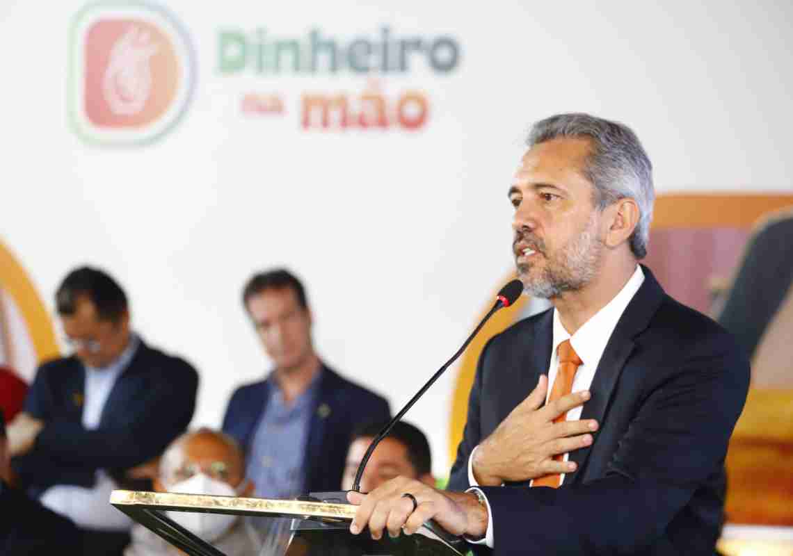 Governo do Ceará lança programa “Dinheiro na Mão” para impulsionar empreendedorismo